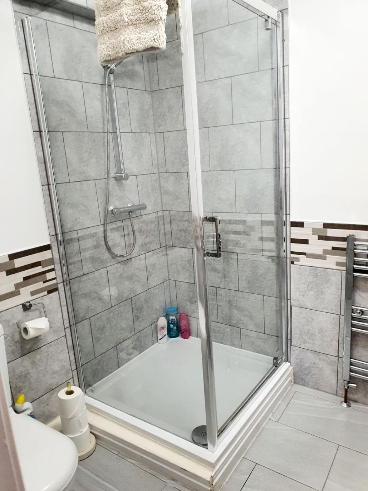 Cosy Studio With Kitchenette And Private Bathroom - 15Mins To Central London! Ngoại thất bức ảnh