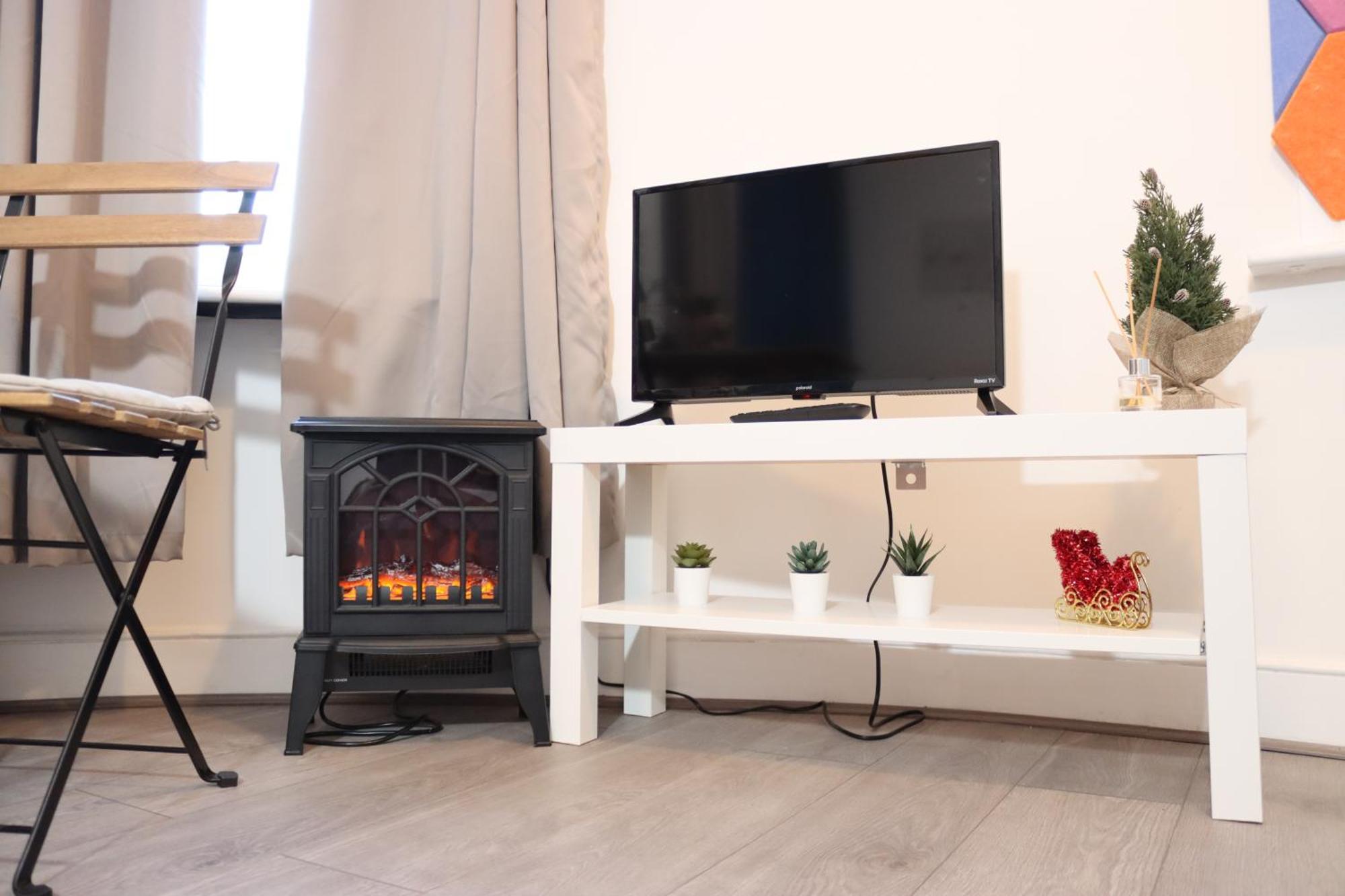 Cosy Studio With Kitchenette And Private Bathroom - 15Mins To Central London! Ngoại thất bức ảnh