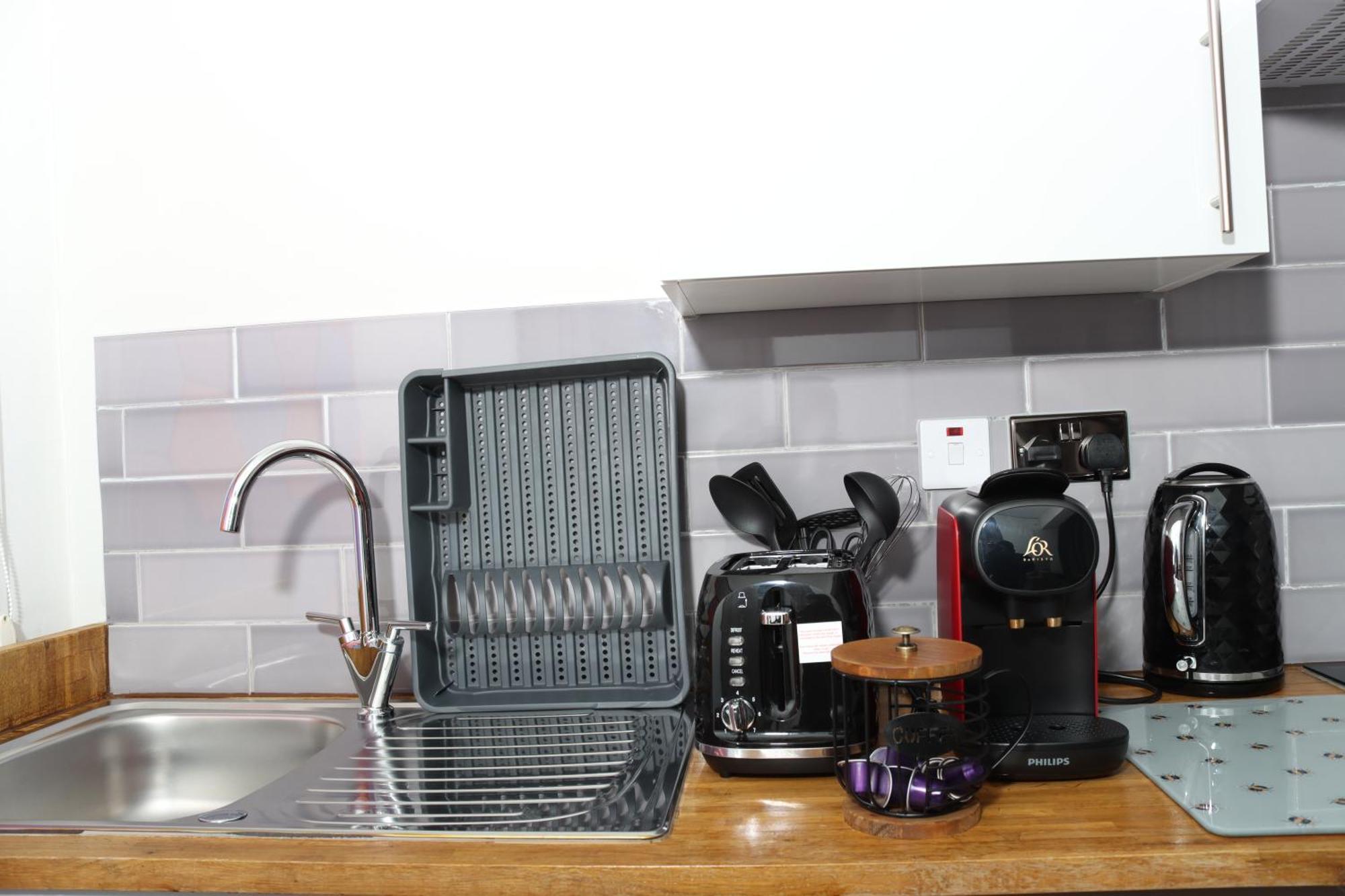 Cosy Studio With Kitchenette And Private Bathroom - 15Mins To Central London! Ngoại thất bức ảnh