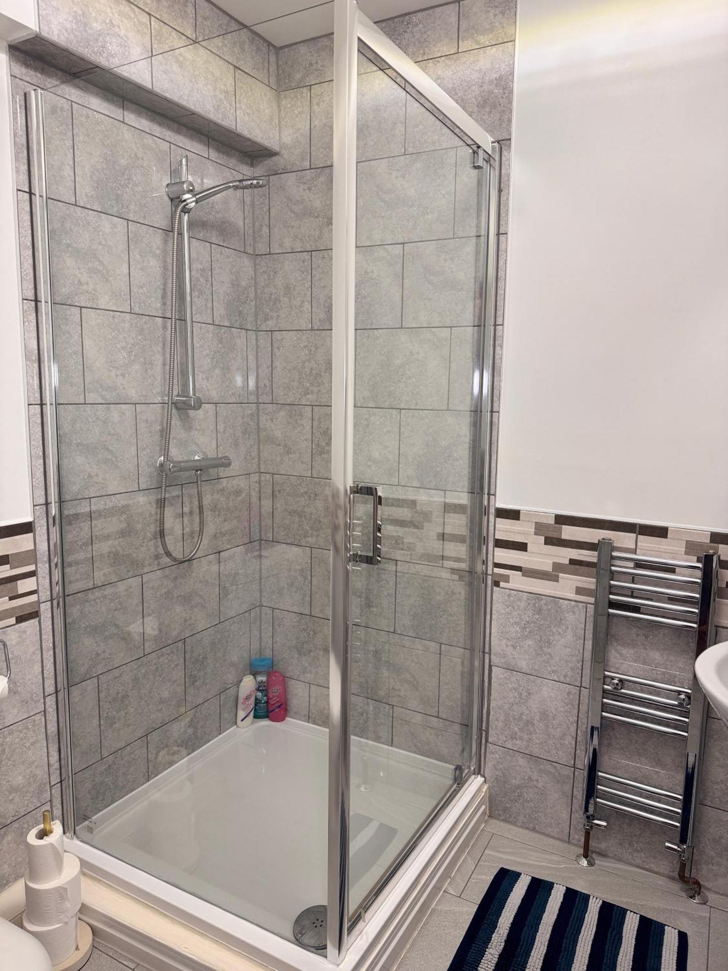 Cosy Studio With Kitchenette And Private Bathroom - 15Mins To Central London! Ngoại thất bức ảnh